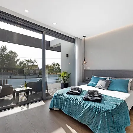Villa Be Glow